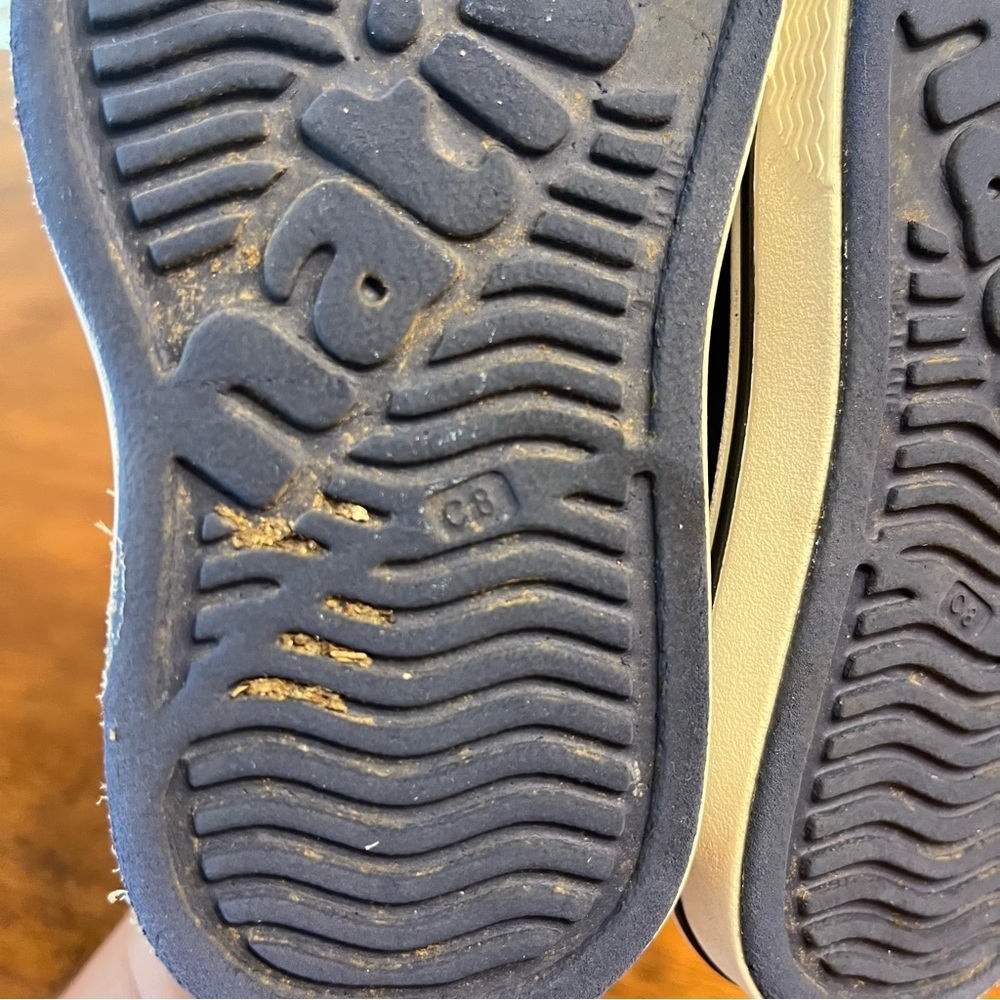 Native Miles Navy Perforated Slip-Ons shoes size 8 - Picture 10 of 11
